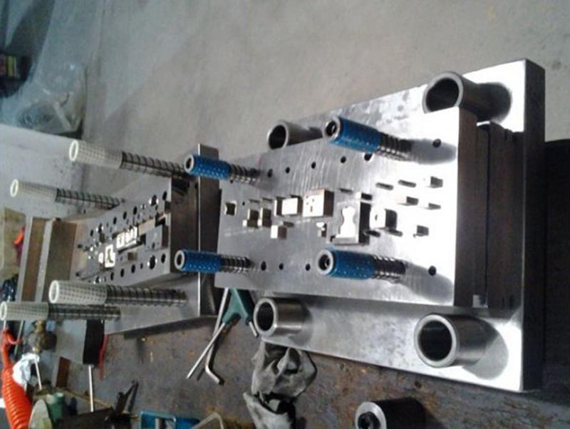 龙港模具制造-12